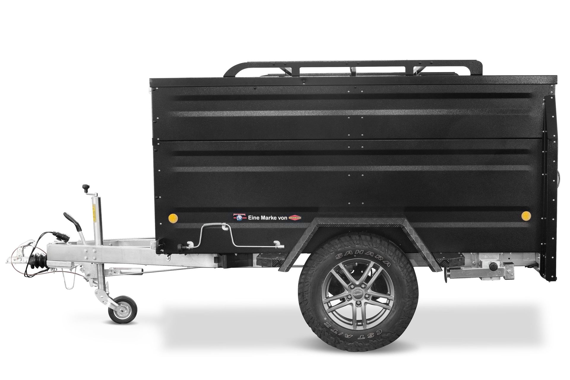 KT-EB3-Offroad-Plus-schwarz_5_DSC01292_1920x1920-4.jpg TPV Kofferanhänger 1300kg KT-EB3 Offroad Plus Bordwanderhöhung Geschlossen Gebremst Alu-Zink - Bild 1