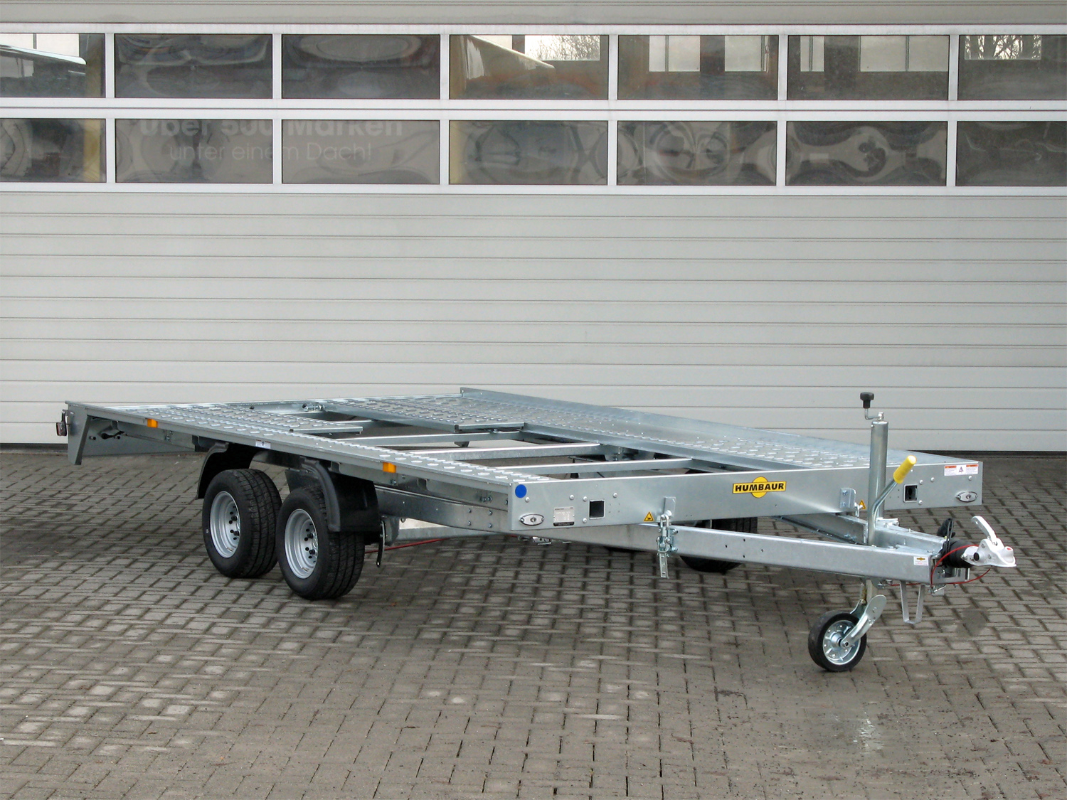 hu4207-1_humbaur_ftk_274022_2unz5RfEduEEUn.jpg Humbaur FTK 274022 Kippbar mit kurze Rampen – NEU - Bild 1