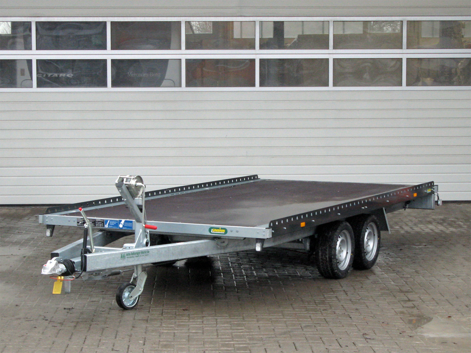 un526100_unsinn_uf_4220-35-13_1wtCaBIiUK4ynb.jpg Unsinn UF 4220-35-13 Auffahrschienen und Winde - Bild 1